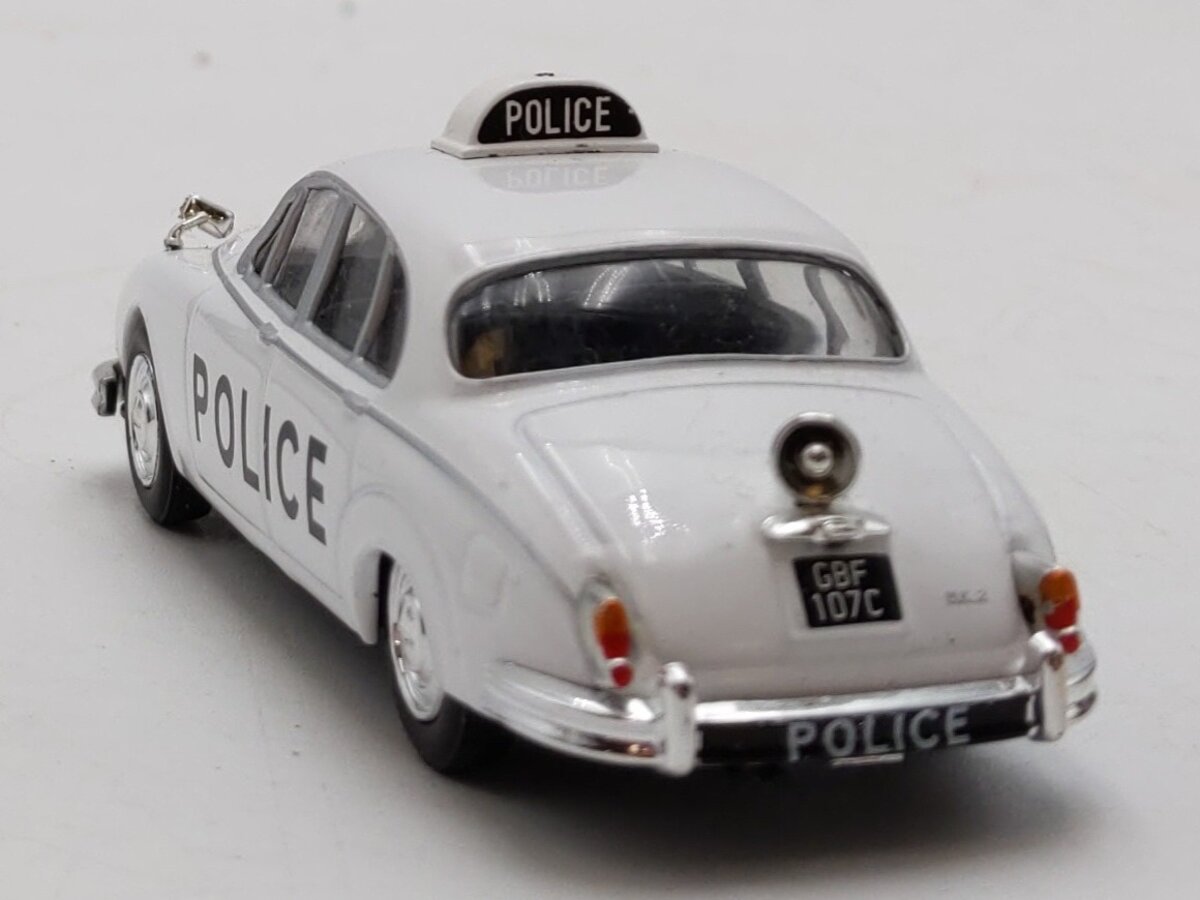 Atlas Editions 1:43 Scale Jaguar MK II Bedfordshire Police Best of Police Cars LN/Box