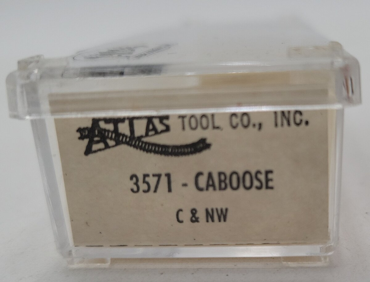 Atlas 3571 N Scale Chicago & Northwestern Caboose #10600 NIB