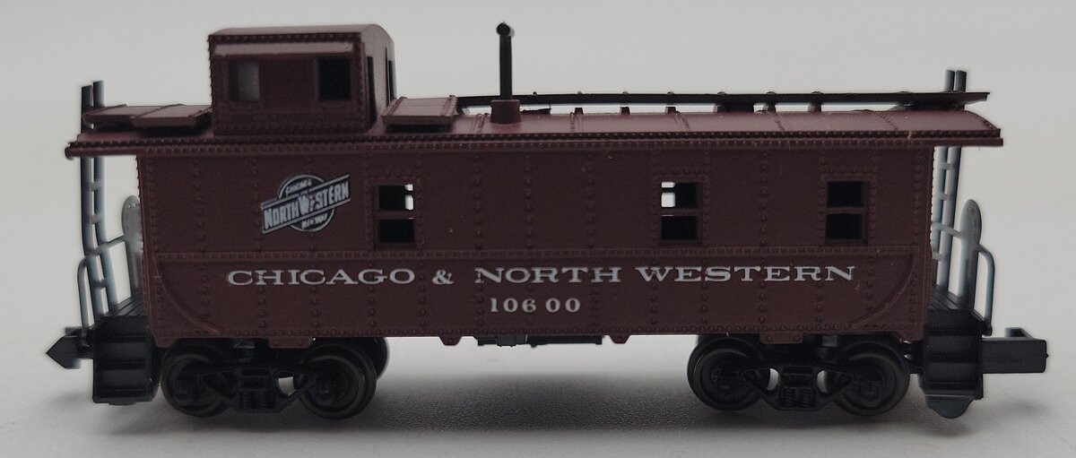 Atlas 3571 N Scale Chicago & Northwestern Caboose #10600 NIB