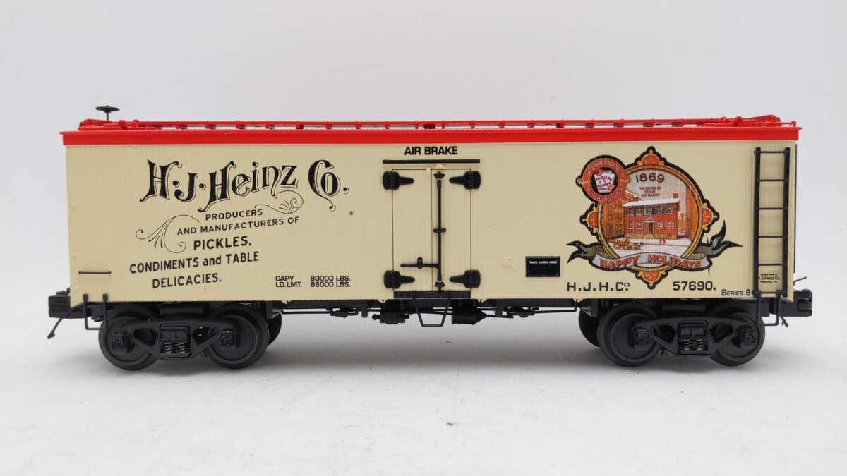 MTH 20-94322 Heinz Happy Holidays 1869 36'' Woodsided Reefer Car #57690 LN/Box