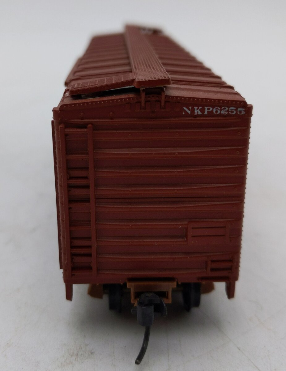 Walthers 932-3703 HO NKP Boxcar  6255 LN/Box