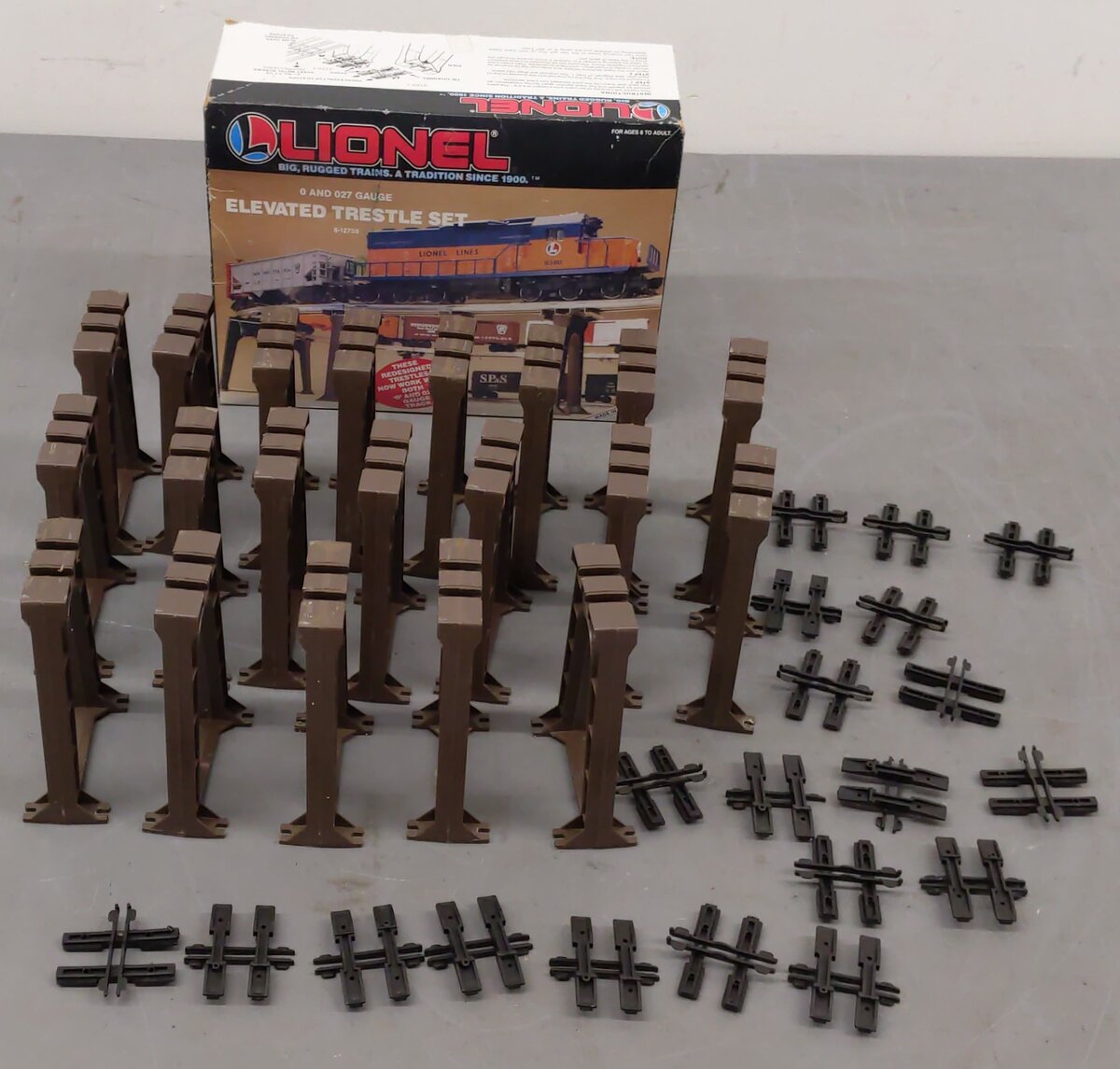 Lionel 6-12755 "O" & "O27" Gauge Elevated Trestle Set EX/Box