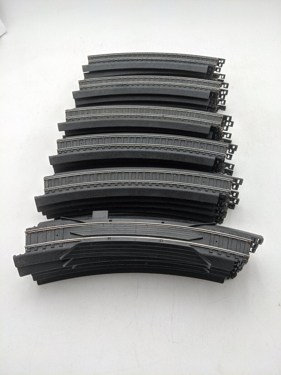 Life Like HO Scale Power-Loc Curved Track Sections [31] EX