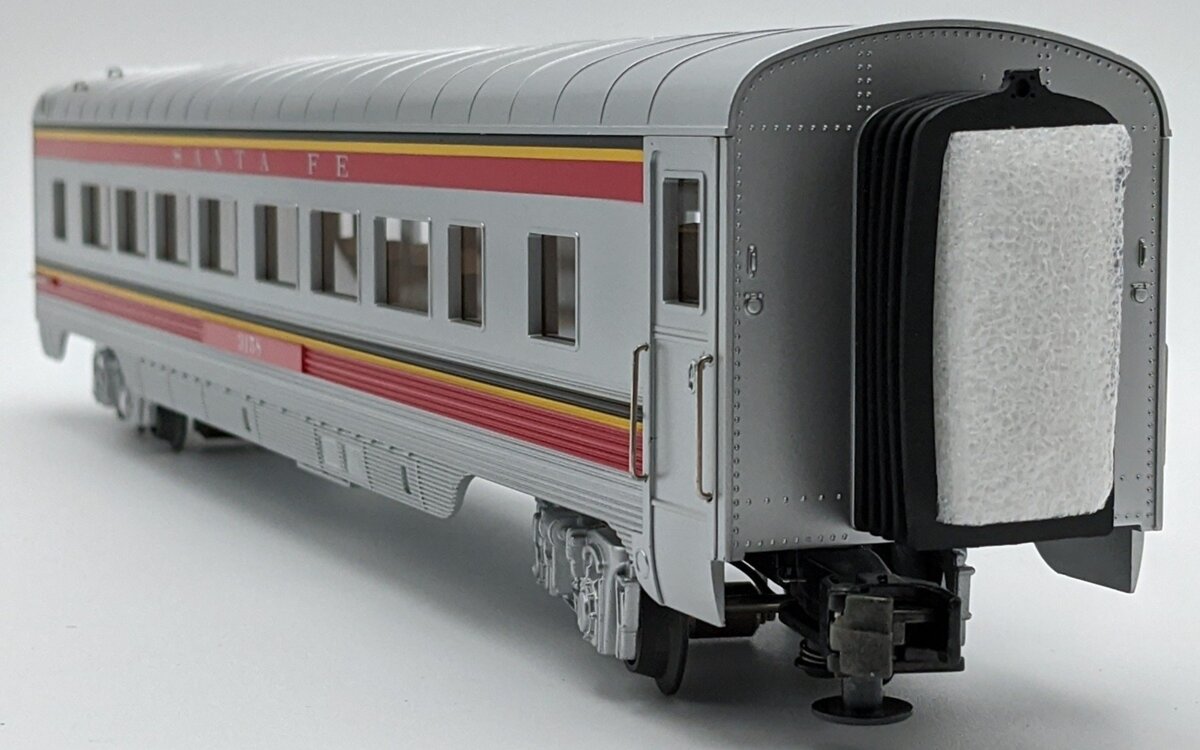 MTH 30-6706 O Gauge Santa Fe 60' Streamlined ABS Coach Car #3158 NIB