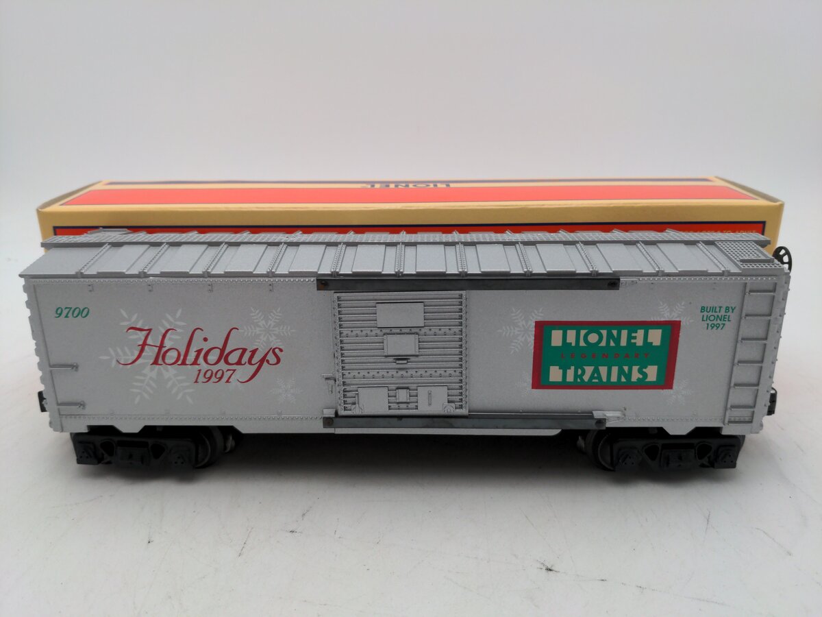 Lionel 6-16776 O Gauge Holiday Railsounds Boxcar EX/Box