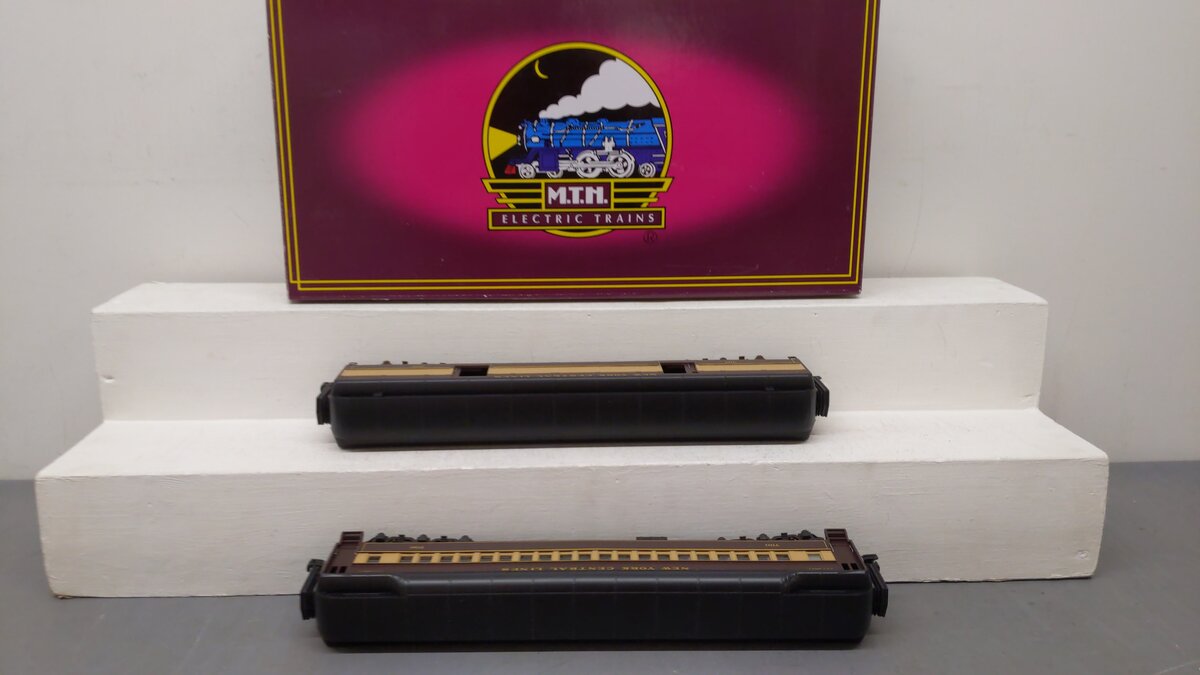 MTH 20-44005 O New York Central 70' Madison Baggage/Coach Set (Set of 2)