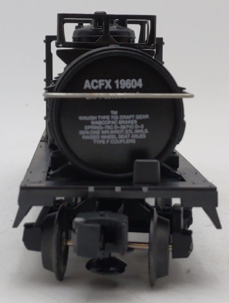 Lionel 6-19604 O Gauge Goodyear Single Dome Tank Car EX/Box