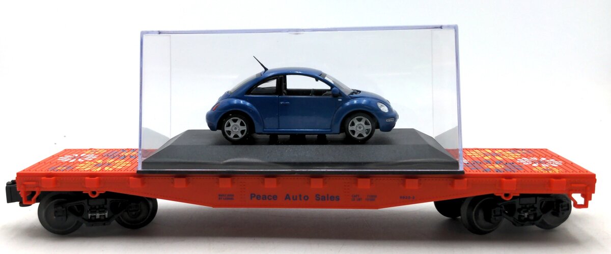 Lionel 6-19483 O Gauge Peace Auto Sales Flatcar with Volkswagen Beetle NIB