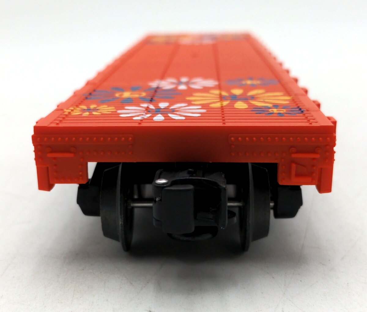 Lionel 6-19483 O Gauge Peace Auto Sales Flatcar with Volkswagen Beetle NIB