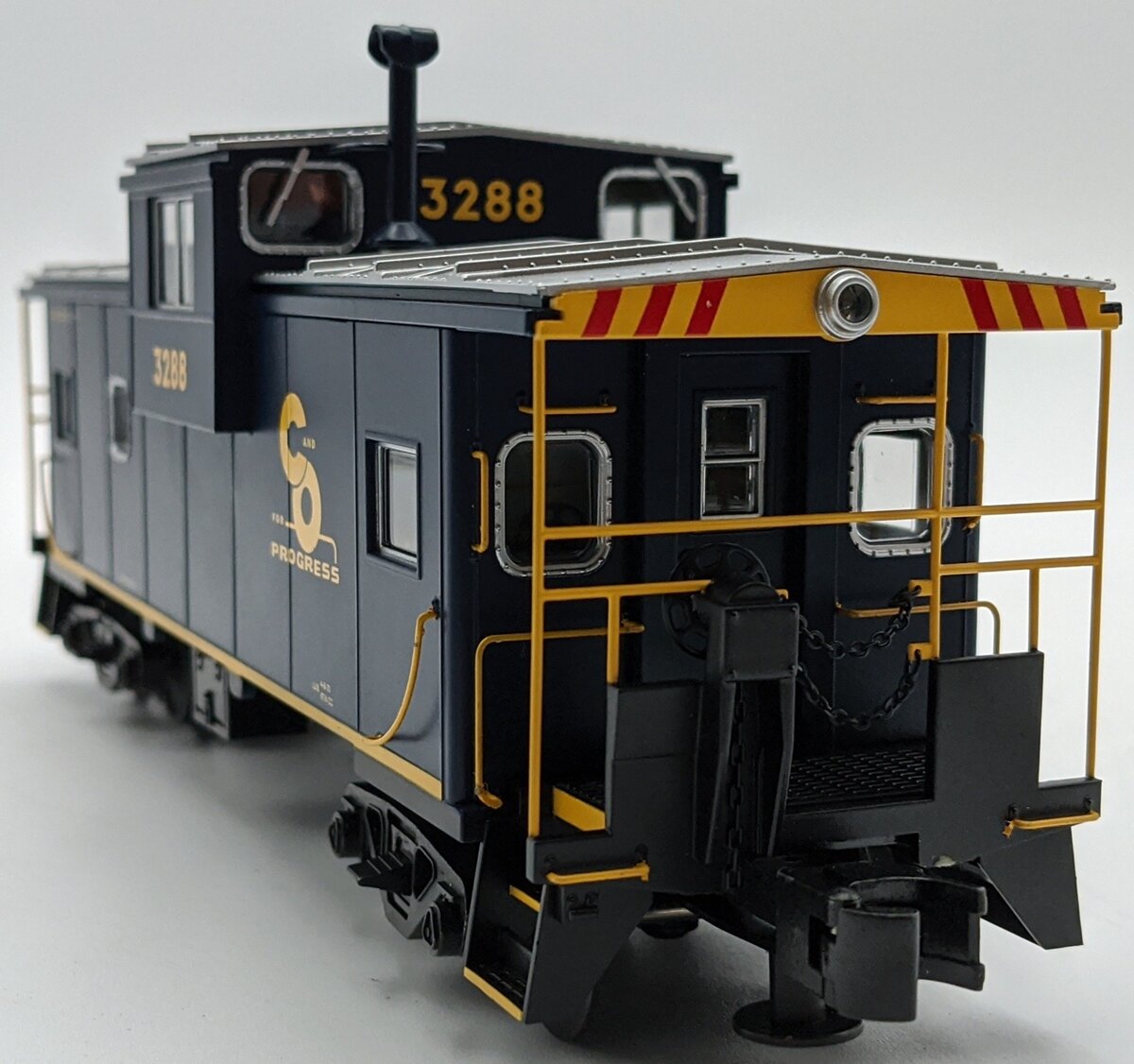 Atlas 6602-1 O Gauge Chesapeake & Ohio Extended Vision Caboose #3288 3-Rail NIB