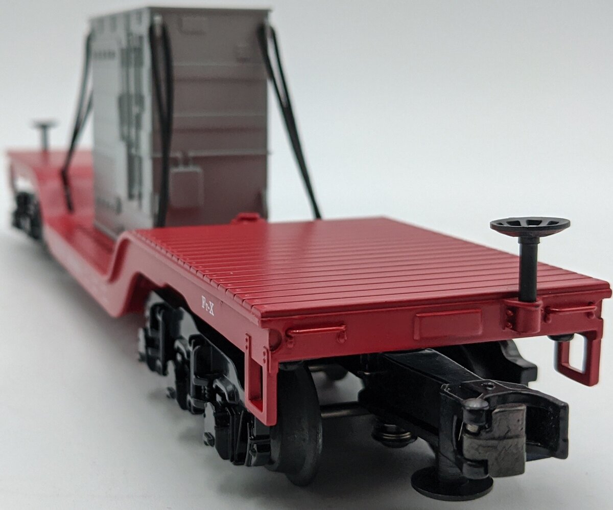 MTH 30-8301 O Gauge Santa Fe Die-Cast Depressed Center Flatcar w/ Transformer NIB