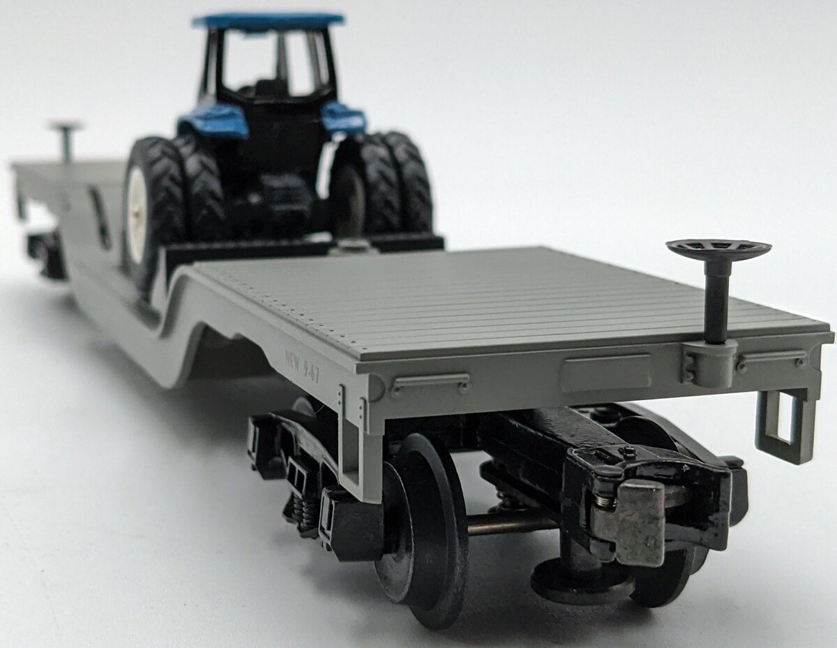 MTH 30-7611 O Gauge MTH Construction Flat Car #22893 w/Ertl Tractor NIB
