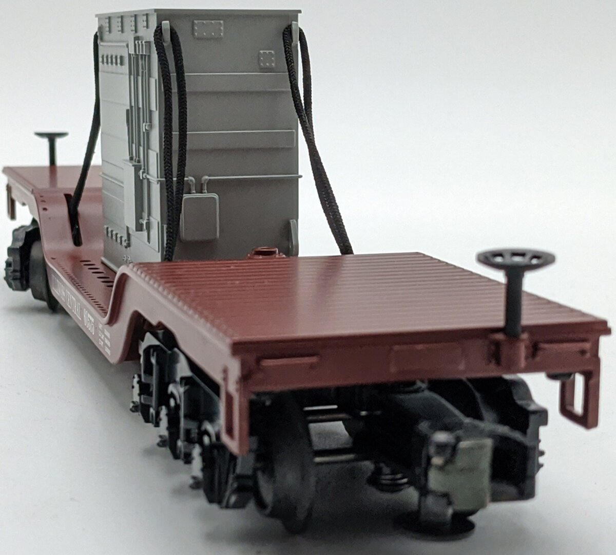 MTH 30-8302 O Illinois Central Die-Cast Depressed Flatcar w/ Transformer NIB
