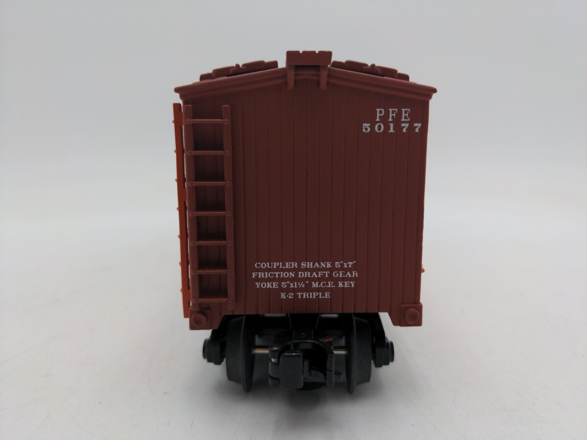 MTH 30-8603 Pacific Fruit Die-Cast Reefer LN/Box