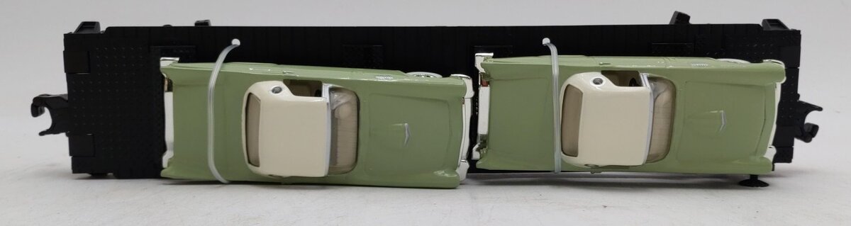 MTH 30-7613 O Gauge Auto Transport Flatcar with Two ThunderBirds EX/Box