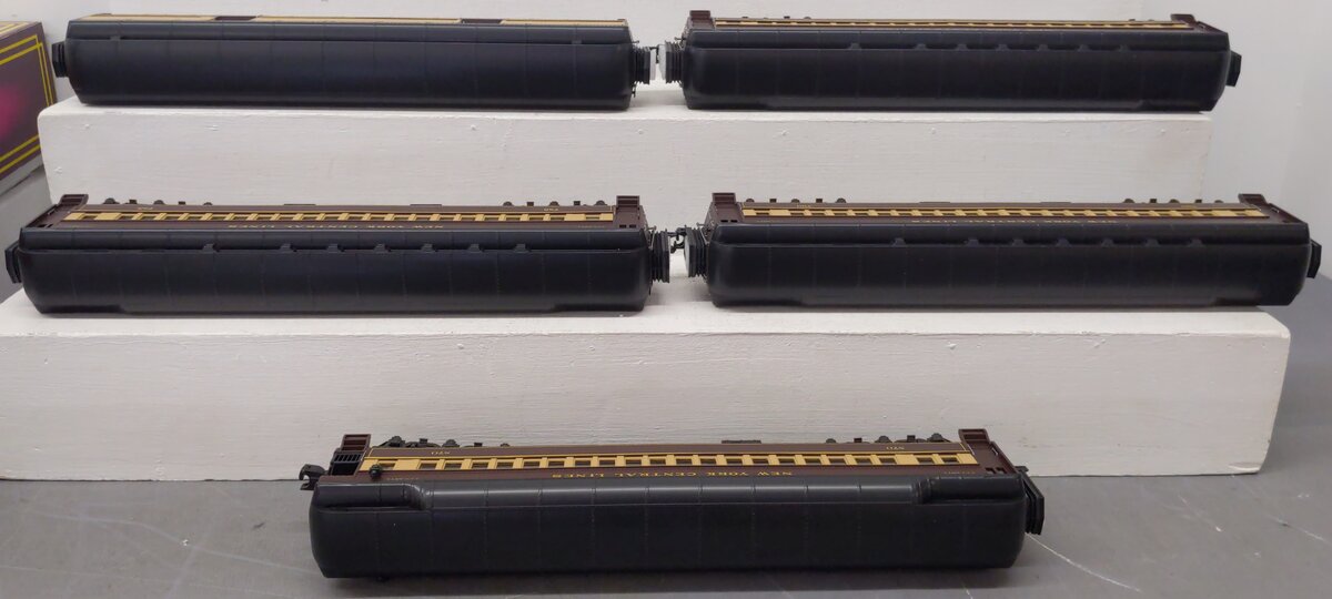 MTH 20-40005 O New York Central 70' Madison Passenger Car Set (Set of 5) EX/Box