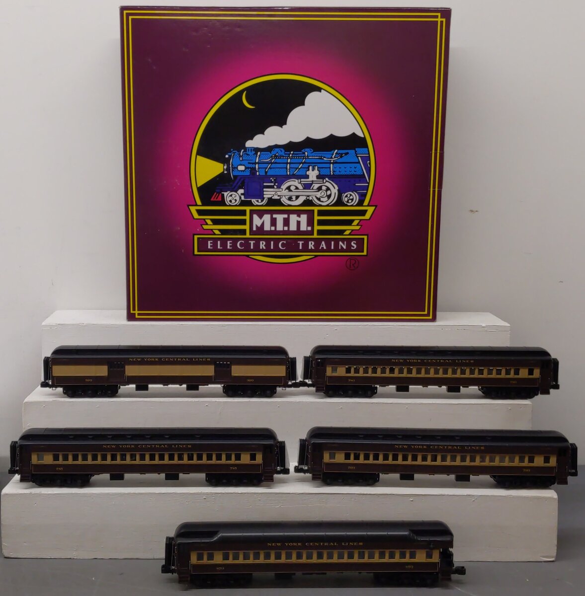 MTH 20-40005 O New York Central 70' Madison Passenger Car Set (Set of 5) EX/Box