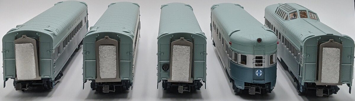 MTH 20-65170 O Santa Fe Premier 70' Streamlined Passenger Car Set (Set of 5)