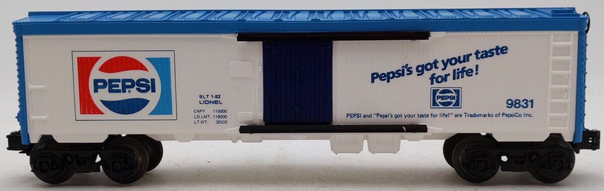 Lionel 6-9831 O Gauge Pepsi Cola Billboard Reefer Car EX/Box