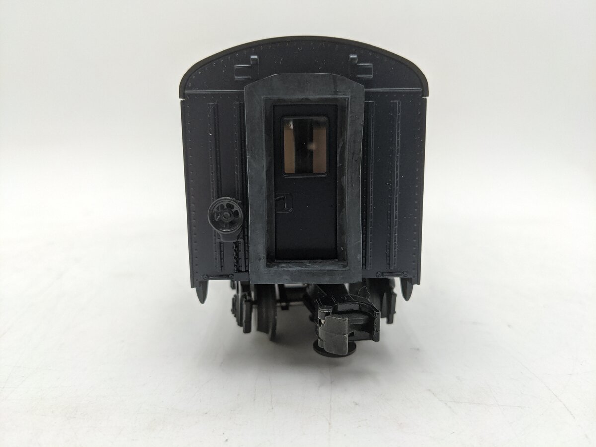 MTH 30-6111C O Gauge Baltimore & Ohio O-27 Streamlined Coach Car #3567 EX/Box