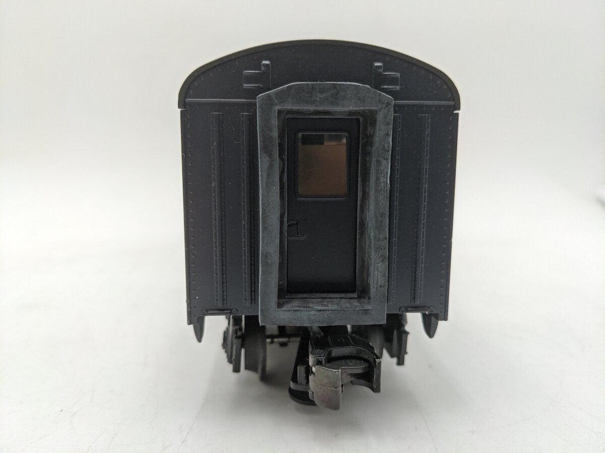 MTH 30-6111C O Gauge Baltimore & Ohio O-27 Streamlined Coach Car #3567 EX/Box