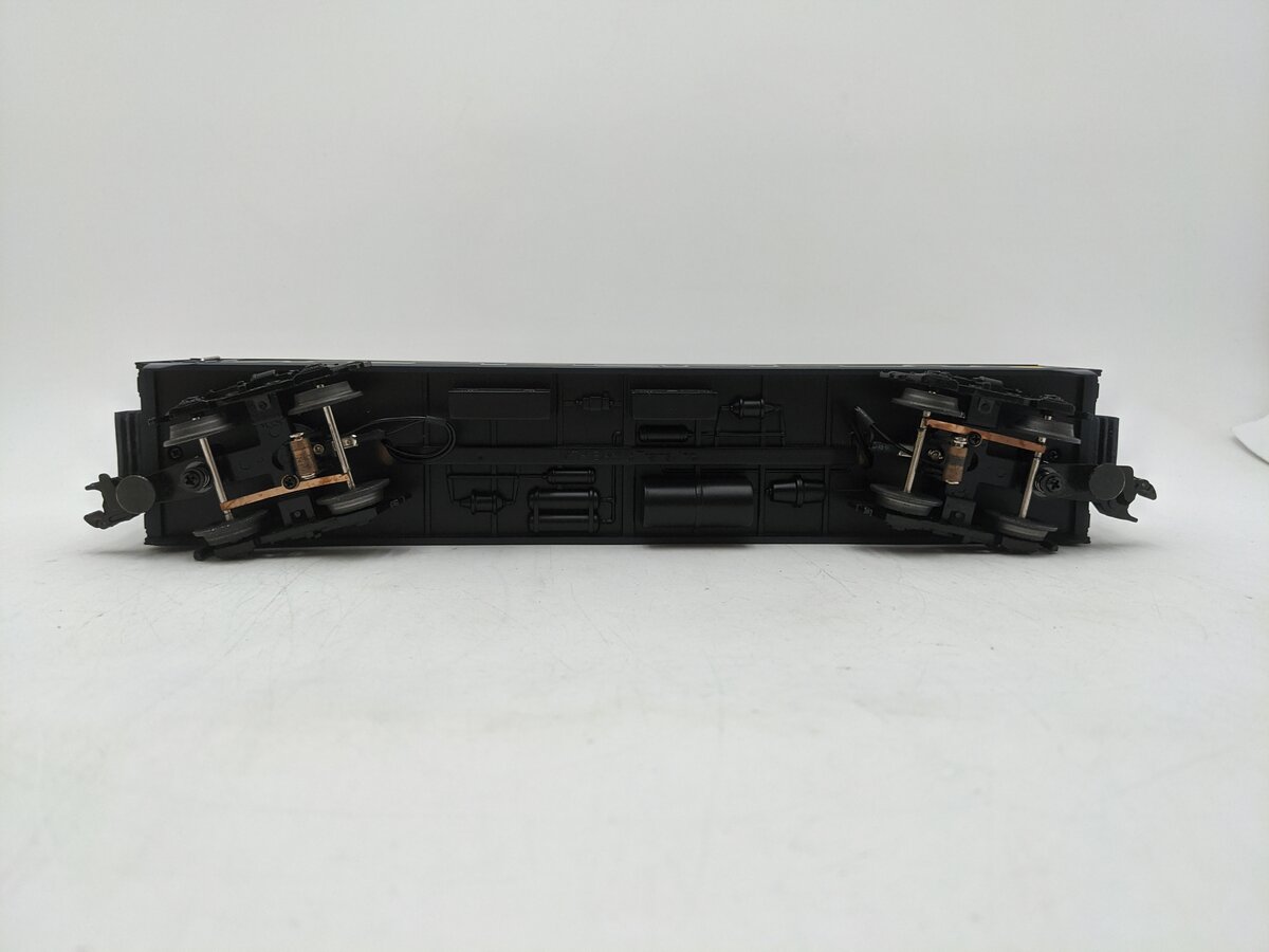 MTH 30-6111C O Gauge Baltimore & Ohio O-27 Streamlined Coach Car #3567 EX/Box