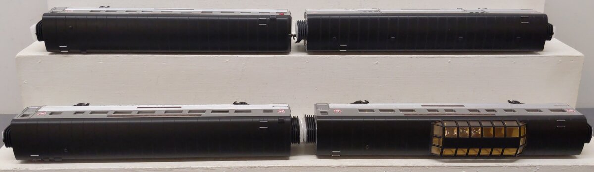 MTH 30-6715 O PRR 60' Streamlined ABS Smooth Sided Passenger Set (Set of 4) LN/Box