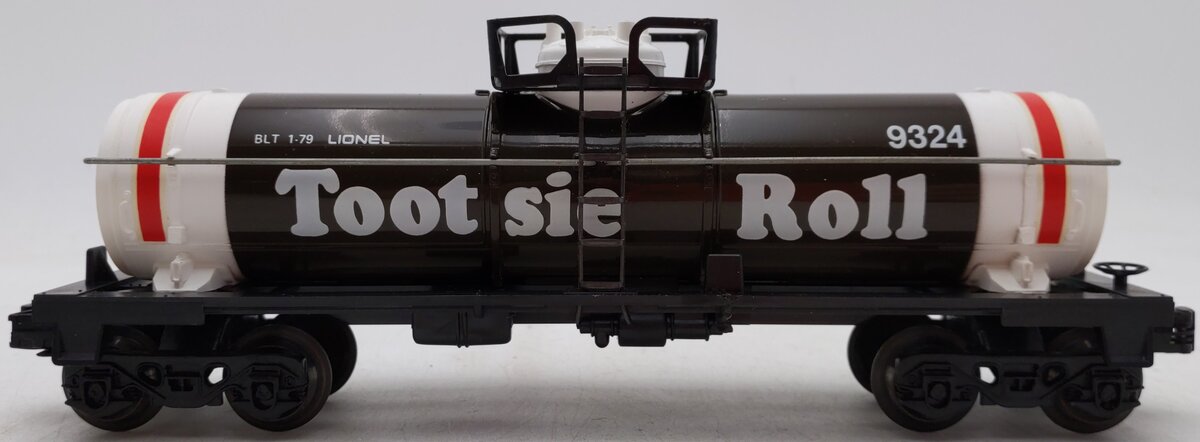 Lionel 6-9324 O Gauge Tootsie Roll Single Dome Tank Car EX/Box