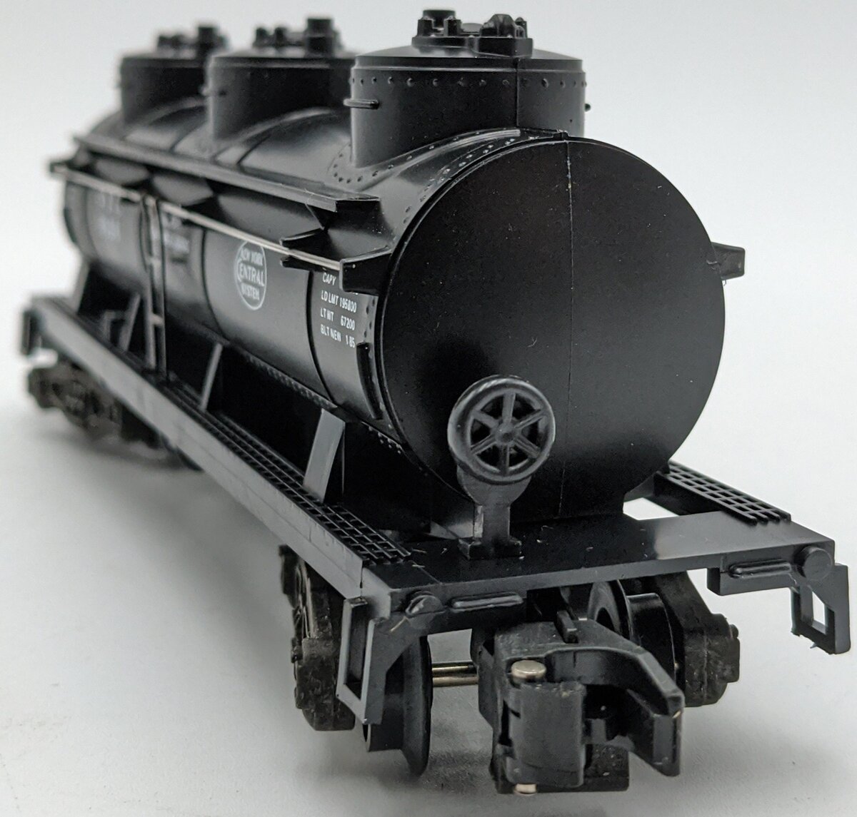 American Flyer 4-9106 S Gauge New York Central Triple Dome Tank #9106[High-Rail] NIB