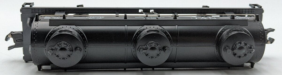 American Flyer 4-9106 S Gauge New York Central Triple Dome Tank #9106[High-Rail] NIB