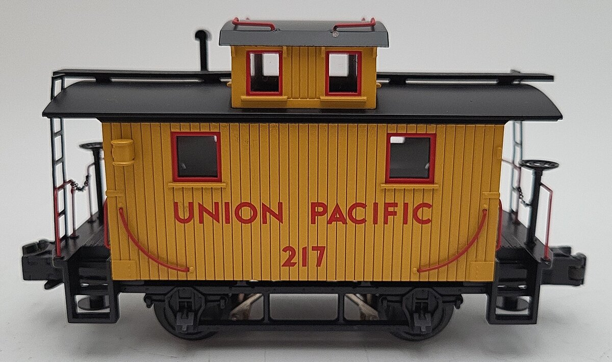 MTH 30-7729 O Scale Union Pacific Bobber Caboose LN/Box
