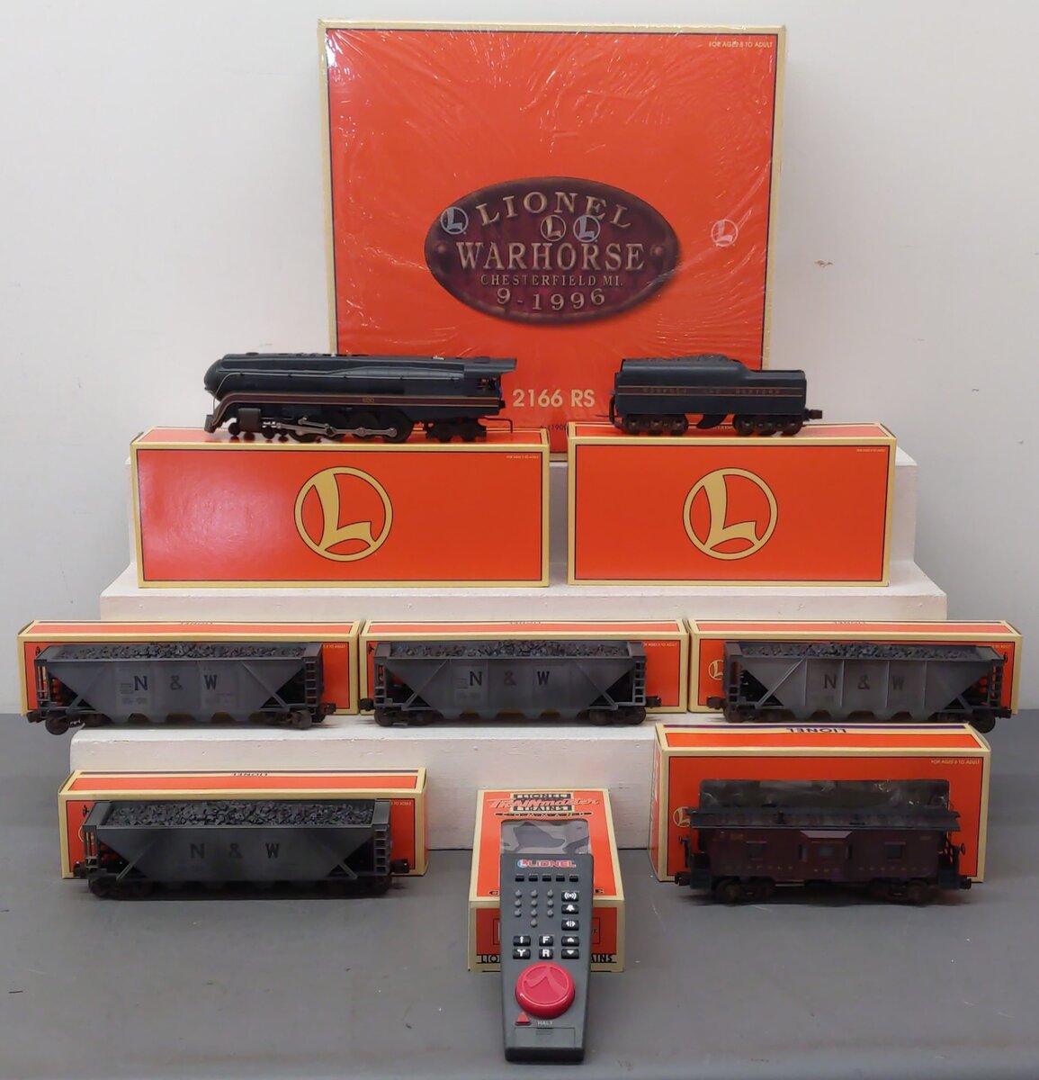 Lionel 6-11909 O Gauge Norfolk & Western Warhorse Steam Freight Set with TMCC EX/Box