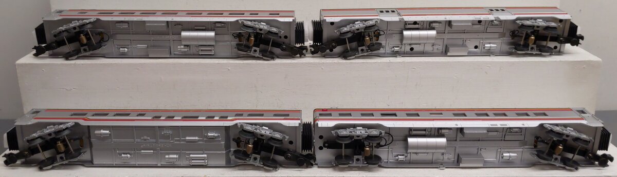 MTH 30-6705 O Santa Fe 60' Streamlined Passenger Car Set (Set of 4) EX/Box