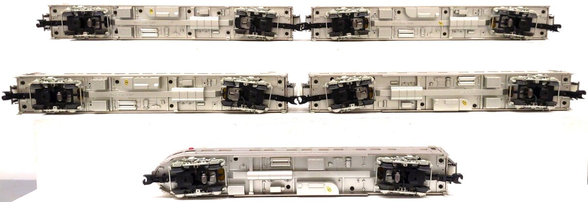 MTH 20-65136 O Santa Fe Premier 70' Streamlined Passenger Car Set (Set of 5)