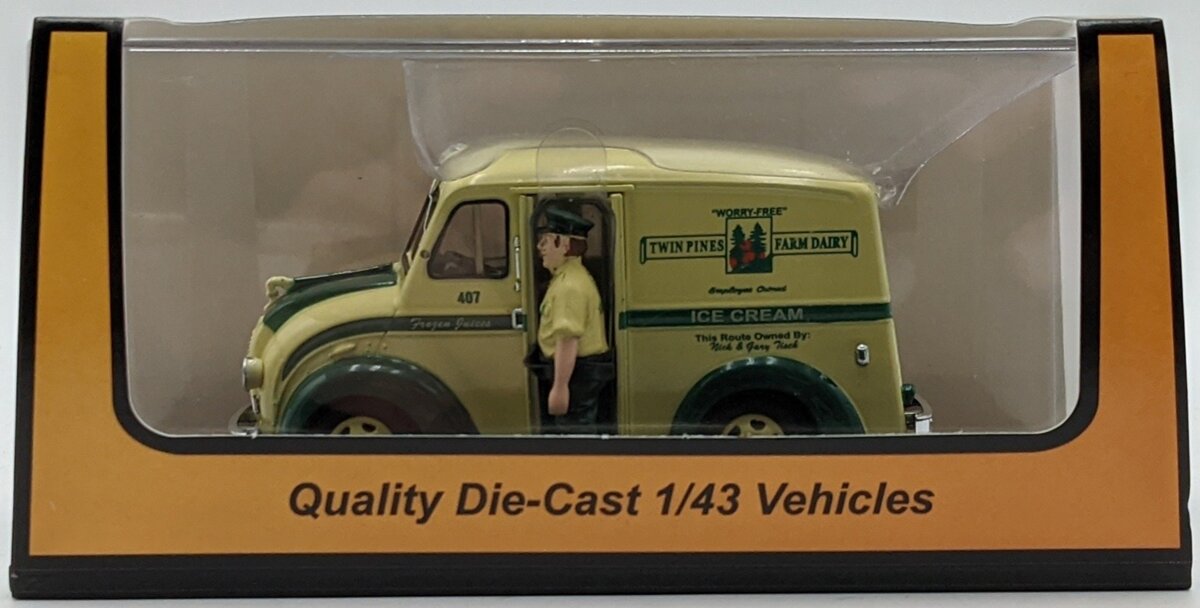 MTH 30-50073 1:43 Divco Twin Pines Milk Delivery Truck w/Figure NIB