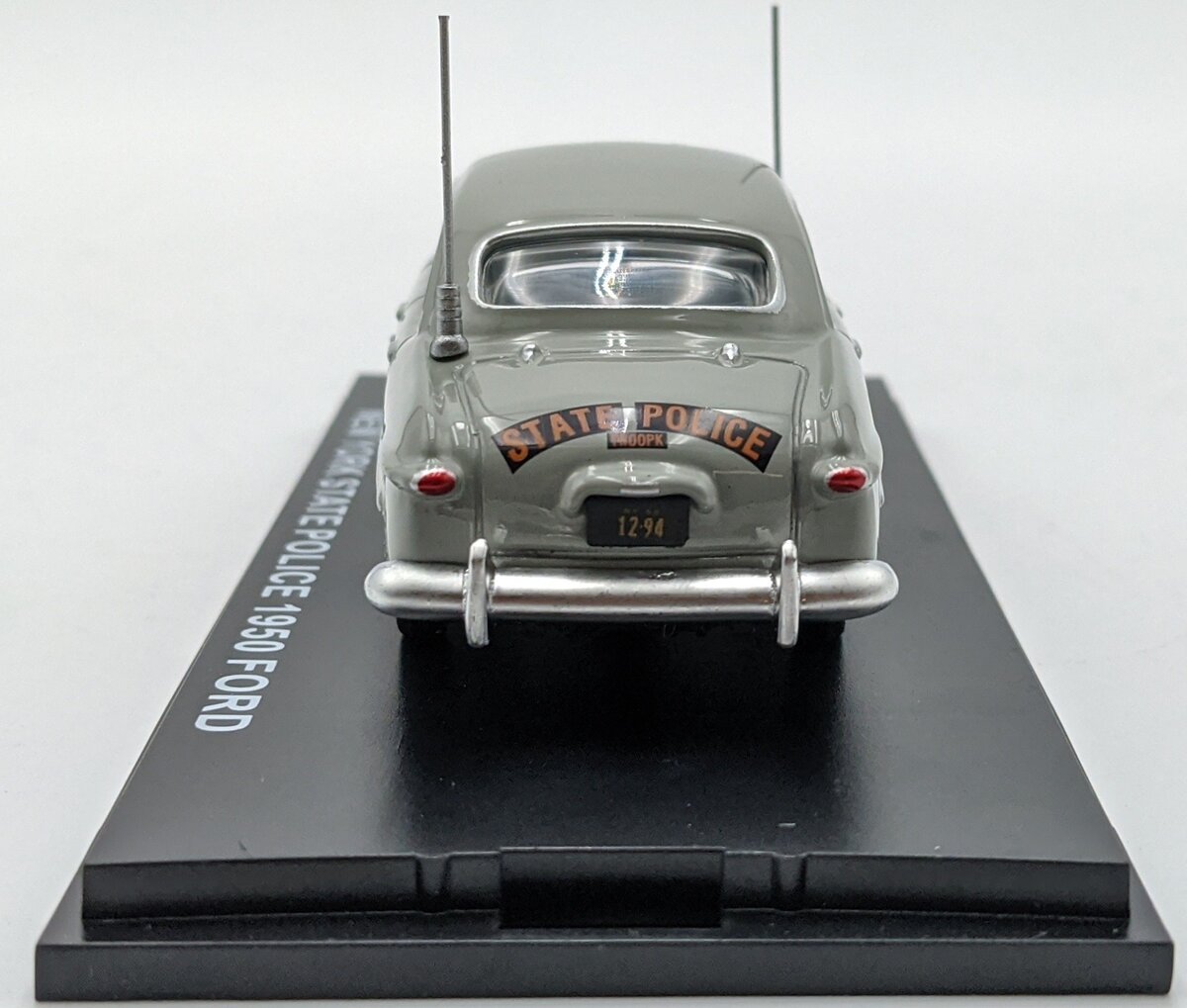 MTH 30-50079 1:43 1950 Ford 4-Door NY State Police Sedan NIB