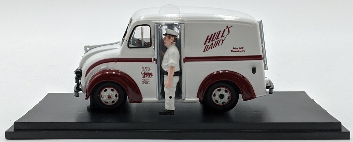 MTH 30-50090 1:43 Divco Hull's Dairy Milk Truck NIB