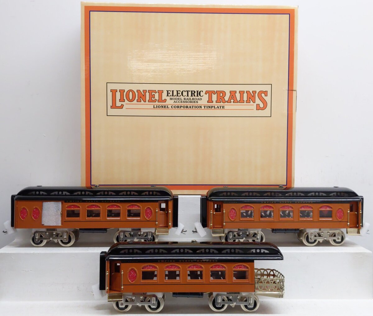 MTH Lionel Lines 11-40077 Std Gauge NYC 3-Car Passenger Set #18, 19, 182 LN/Box