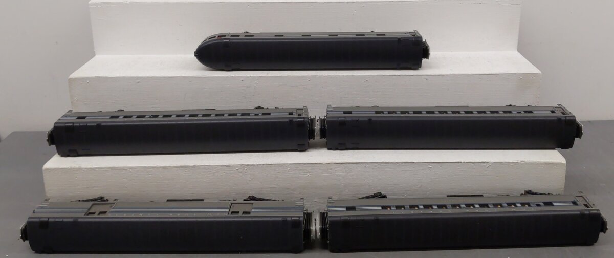 MTH 20-65236 O New York Central 70' Smooth Passenger Cars (Set of 5) LN/Box