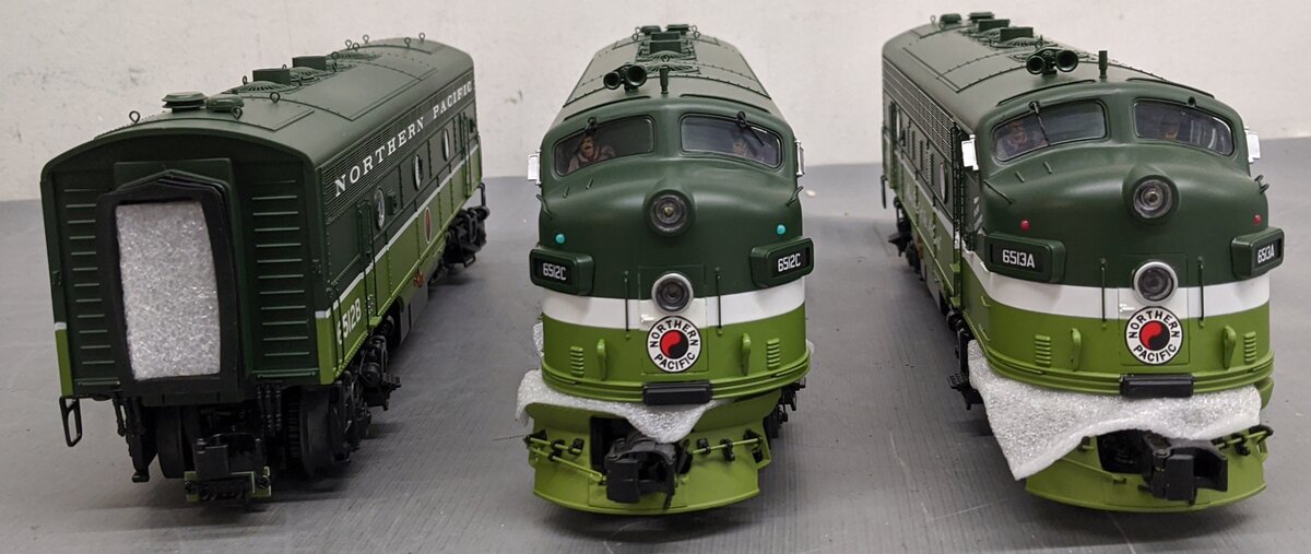 MTH 20-20388-1 Northern Pacific F-7 ABA O Gauge Diesel Train Set w/PS 3.0 NIB