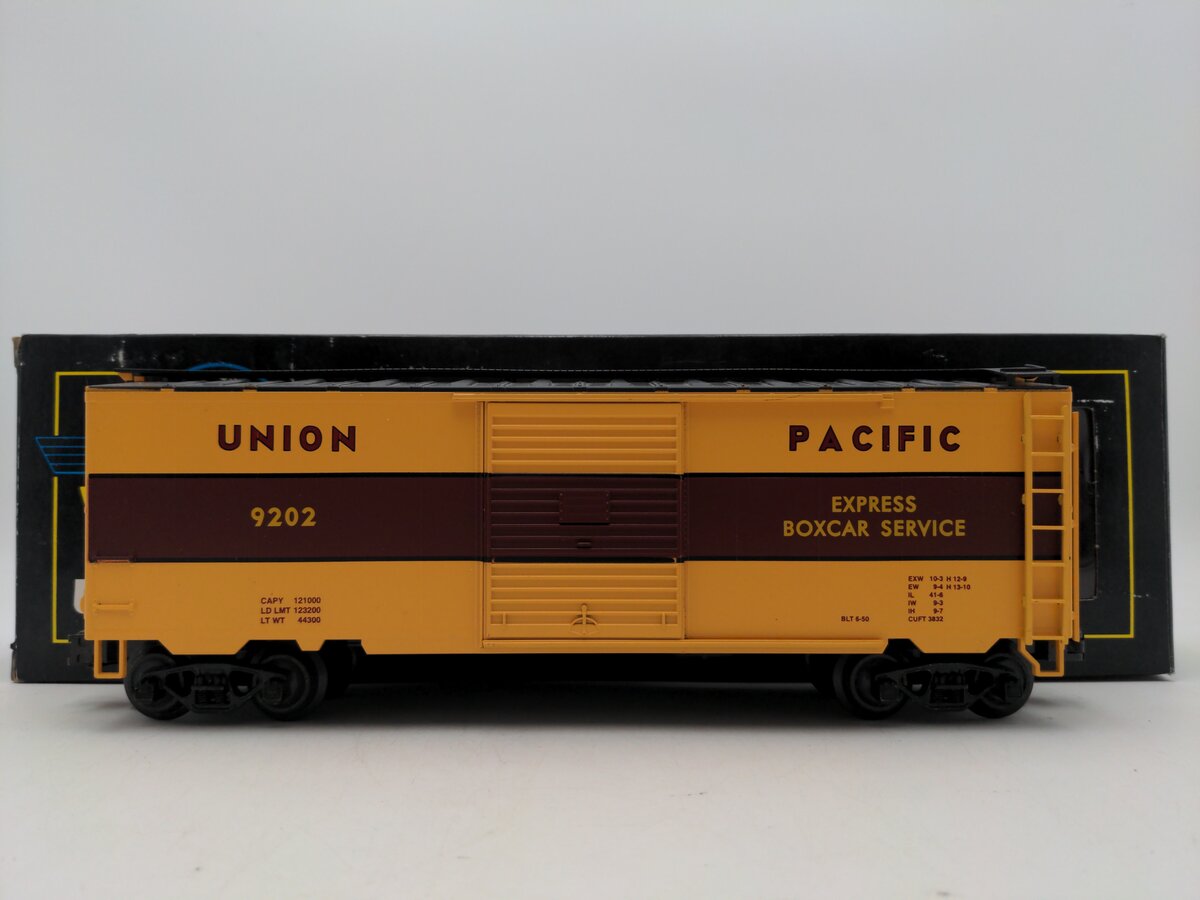 Weaver EBC55D Union Pacific Express PS-1 40' Boxcar - 3-Rail EX/Box
