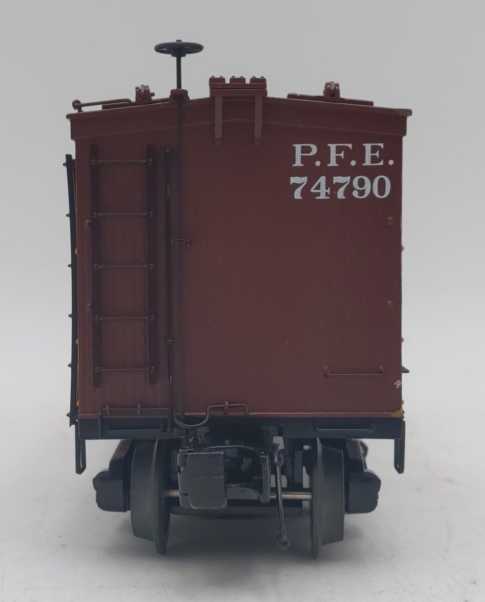 MTH 20-94367 O Pacific Fruit Express 36' Woodsided Reefer Car #74790 NIB