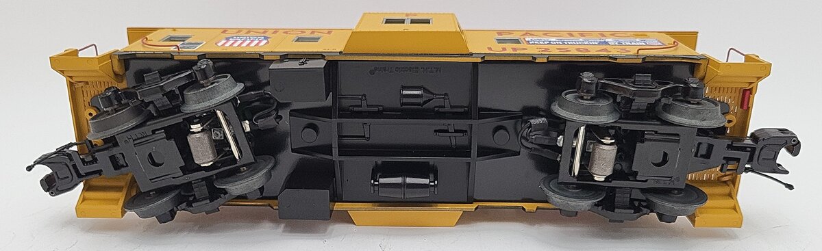 MTH 30-1583E Union Pacific Bay Window Caboose NIB