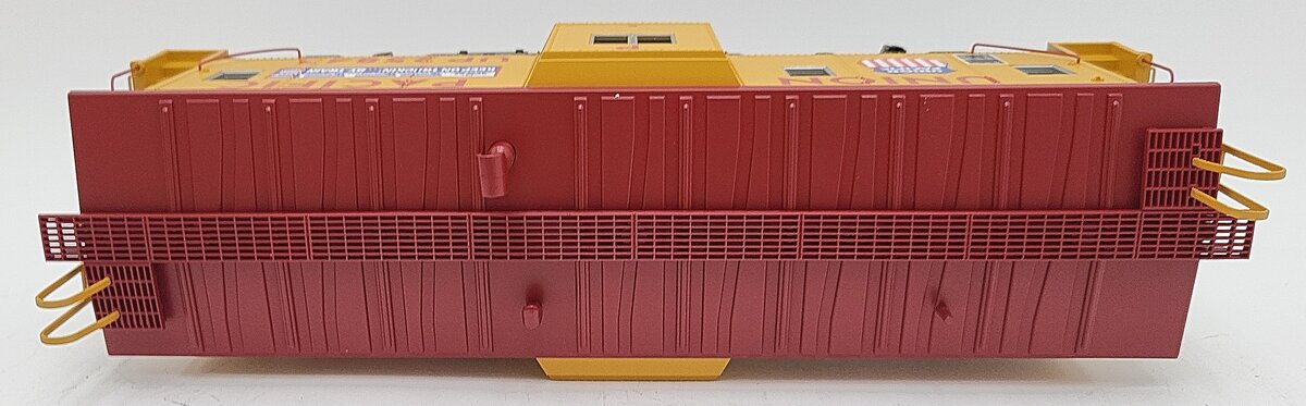 MTH 30-1583E Union Pacific Bay Window Caboose NIB