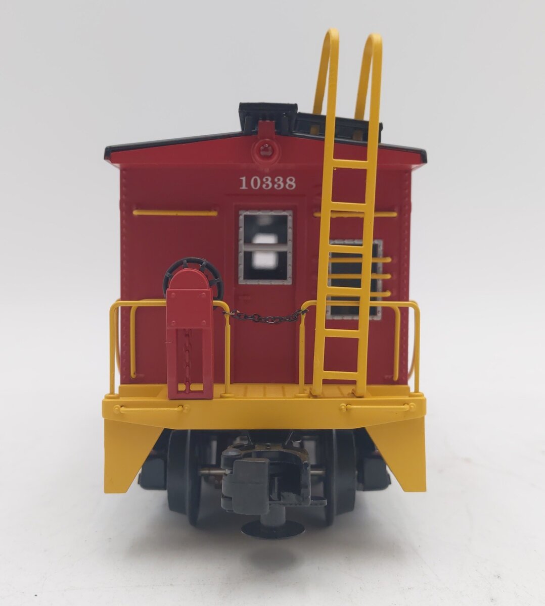 MTH 20-91094 O Gauge Chicago & Northwestern Bay Window Caboose #10338 EX/Box