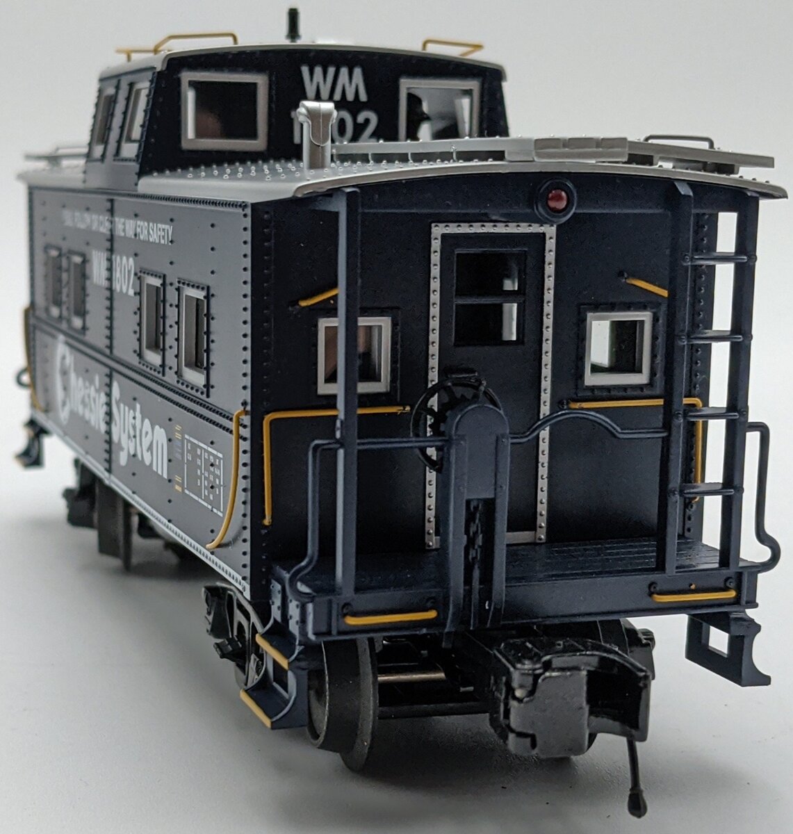 MTH 20-91367 O Chessie Center Cupola Steel Caboose #1802 NIB