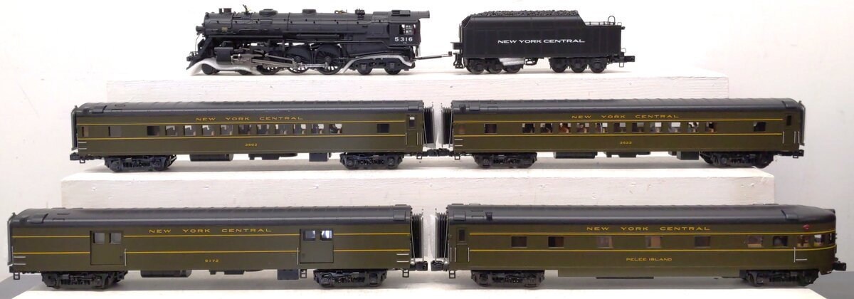 MTH 20-3584-1 O Gauge NYC Streamlined Steam Passenger Set w/ Proto-Sound 3.0 LN/Box