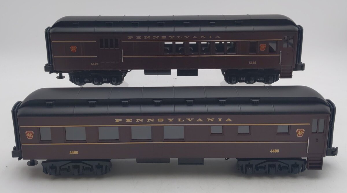 MTH 30-6251 O Pennsylvania Madison Combo/Diner Set (Set of 2) NIB