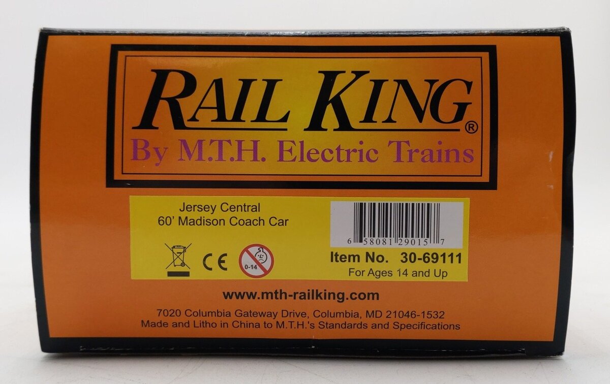 MTH 30-69111 O Gauge Jersey Central 60' Madison Coach Car LN/Box