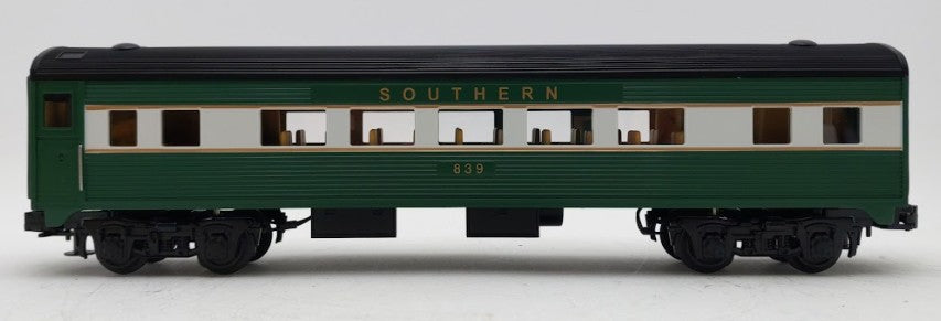 MTH 30-6124 O Gauge Southern Streamlined Coach Car LN/Box